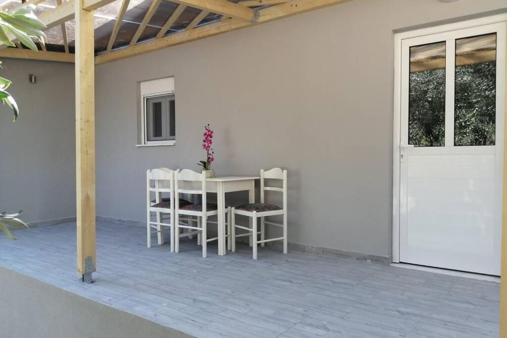 Αqua Blue Villa Agios Spyridon  Dış mekan fotoğraf