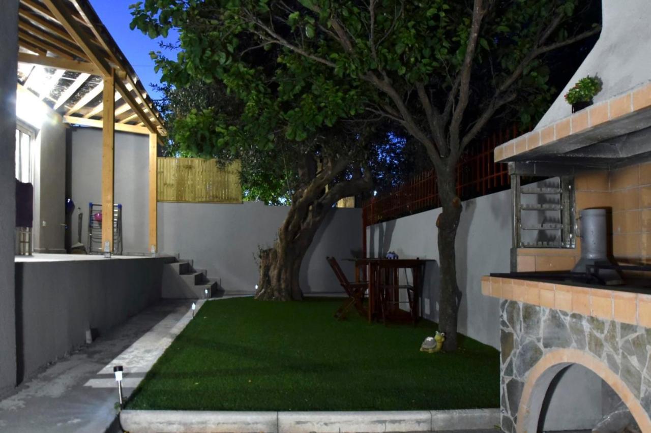 Αqua Blue Villa Agios Spyridon  Dış mekan fotoğraf